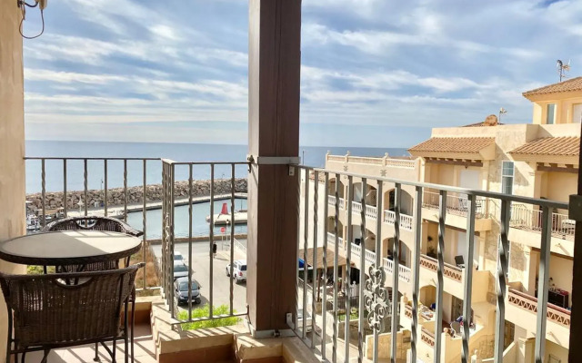 Spacious apartment in Villaricos with sea view