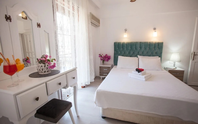 Papermoon Hotel & Apartments