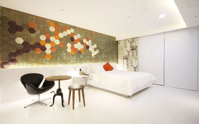 Pandora Hotel