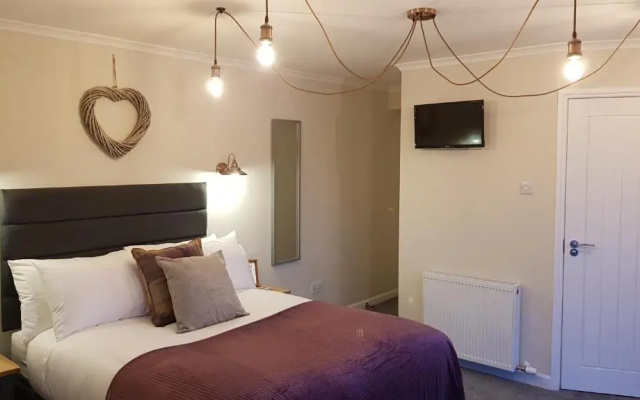 Airanloch Bed & Breakfast, Loch Ness, Adult Only