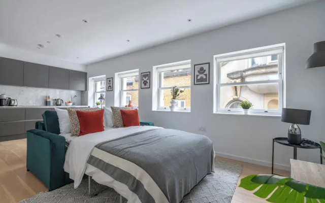 Chic 1BR Close to Tower & Thames