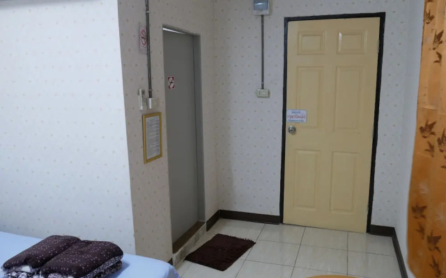 Rachanee Guesthouse