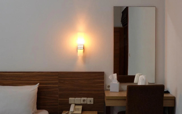Jiro Hotel