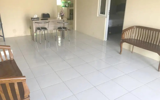 SPOT ON 93020 Rumah Singgah Ganjuran