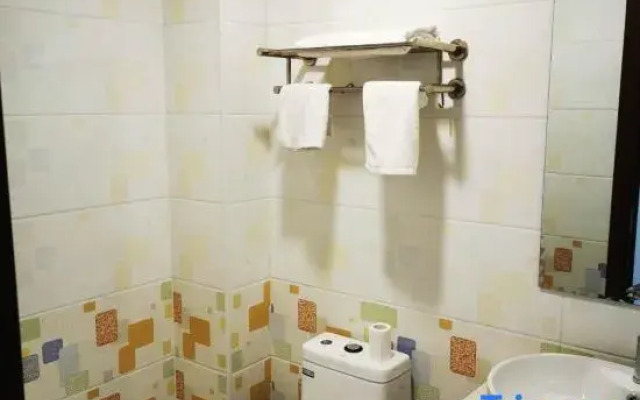 Wuchang Ruilong Hotel