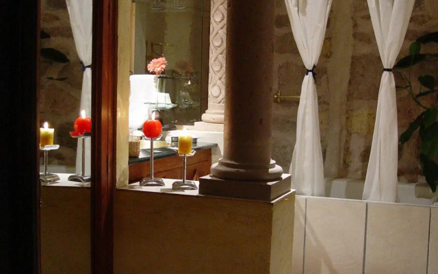 Hotel La Casa de las Rosas(La Casa De Las Rosas)