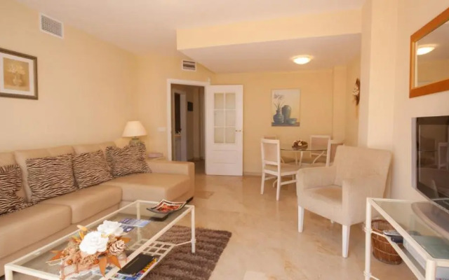 Marina Real 501