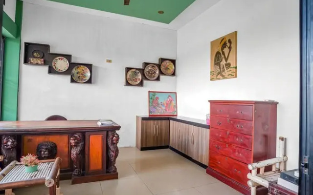 OYO 92609 Guest House Malay Singkawang