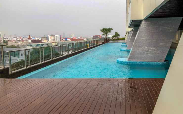2BR Deluxe and Pleasant Menteng Park Apartment By Travelio