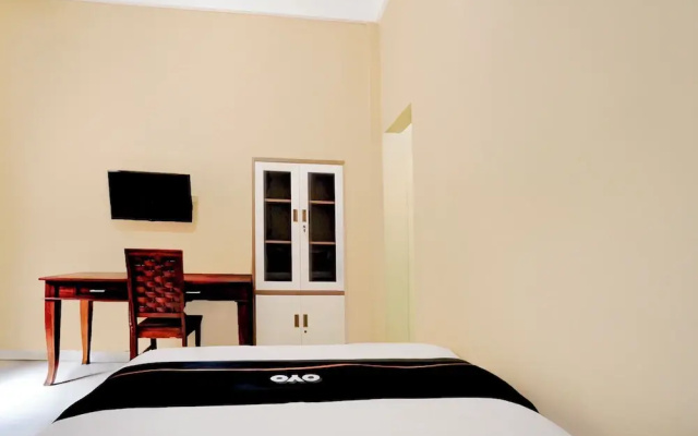 Hotel D'best Kutisari 6 Hour Stay