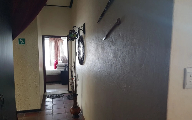 360 Eastwoods Guesthouse
