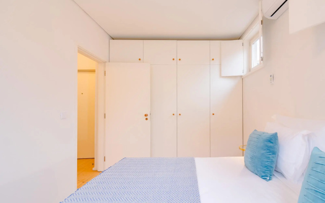 Taipas 9 in Oporto With 1 Bedrooms and 1 Bathrooms