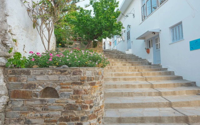 Thymianos Apartments