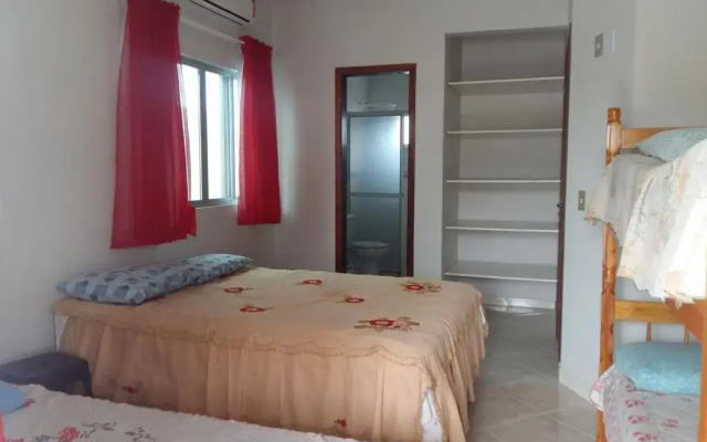 Casa com Piscina em Itapema-SC