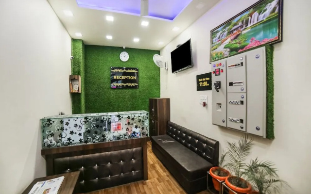 Spot On 37343 Hotel Abhimanyu Inn