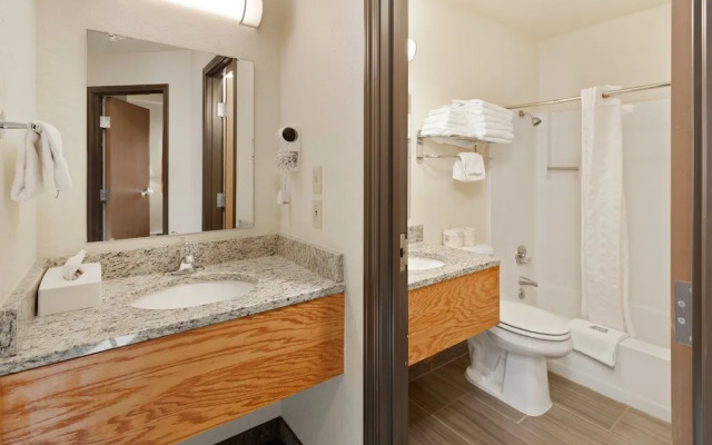 Black Hills Luxury Suites