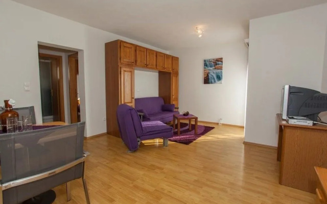 Apartment Almera N8