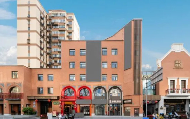 Ruwei Youth Hostel (Lujiazui Area Pudian Road)