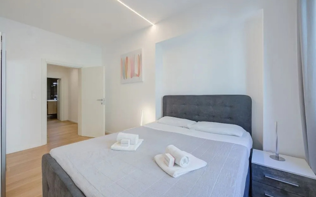 Boutique Apartment 9