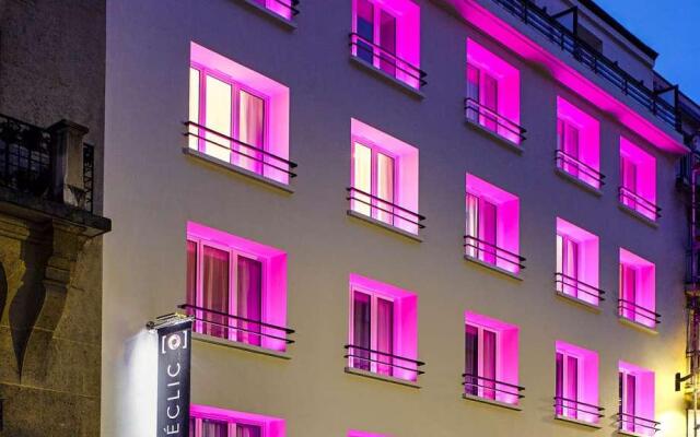 Отель Hôtel Déclic вид на фасад