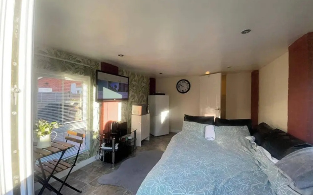 Lovely 1-bed Studio in Bristol