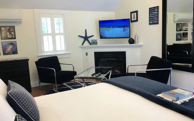 The Platinum Pebble Boutique Inn - Adults Only