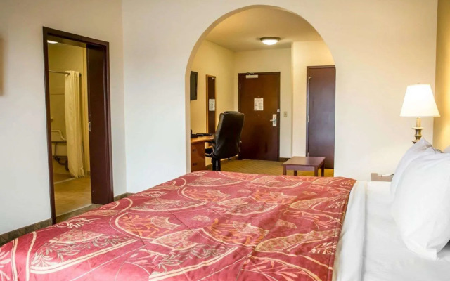 Holiday Inn Express & Suites Clear Spring by IHG