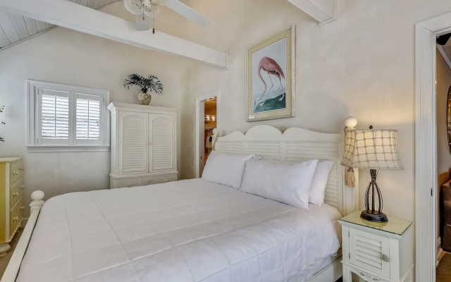 Sandpiper Cove 0012 3 Bedroom Villa by RedAwning