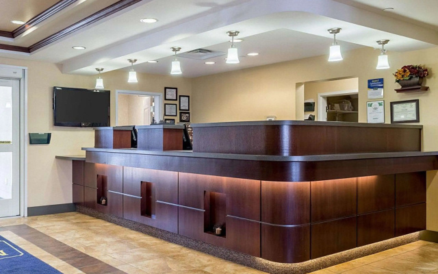 MainStay Suites Minot
