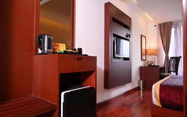 Raaj Bhaavan Clarks Inn Chennai