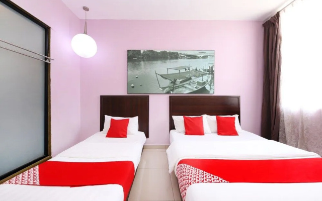 OYO 712 Hotel Corridor