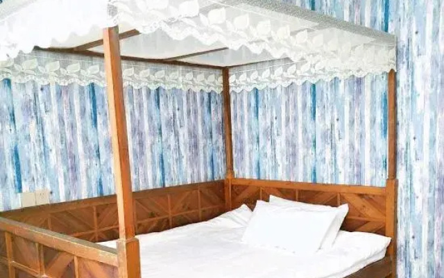 Alisha Hotel