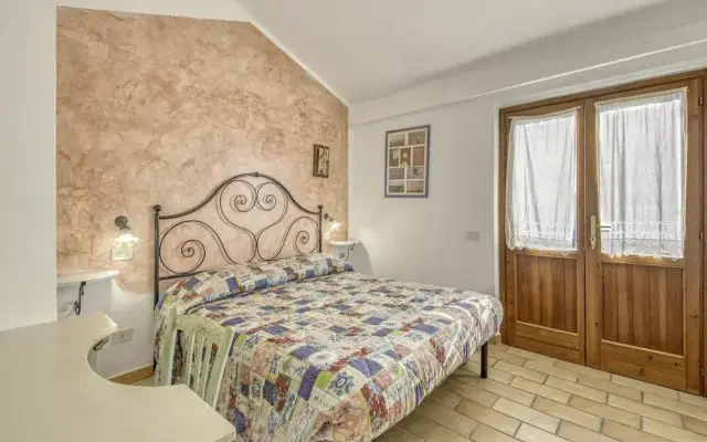 Cornflower apt With Shared Pool