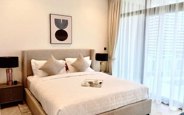 Luxury 1BR in Peninsula Five by Bespoke