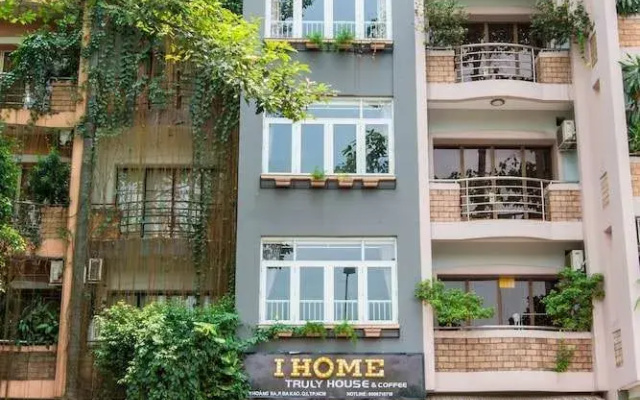 iHome Homestay