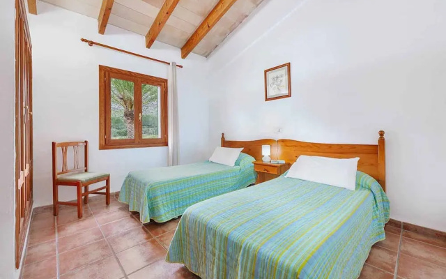 Villa - 4 Bedrooms with Pool and WiFi - 108751