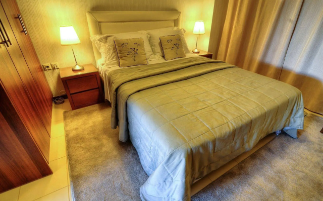 Enalio Suites