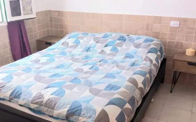 Caleta de Fuste Apartment- Sleeps4- Pool- Garden