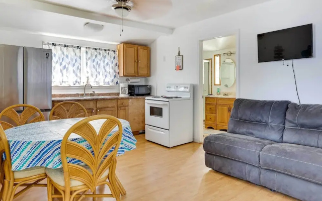 Lakefront Geneva Vacation Rental - Walk to Strip!