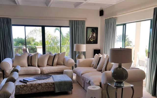 Q In Fresnaye