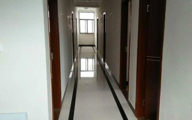 Jingxian Comfy Hotel