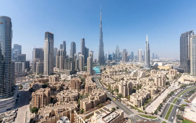Sleek 3BR Maid s Room w Burj Khalifa View