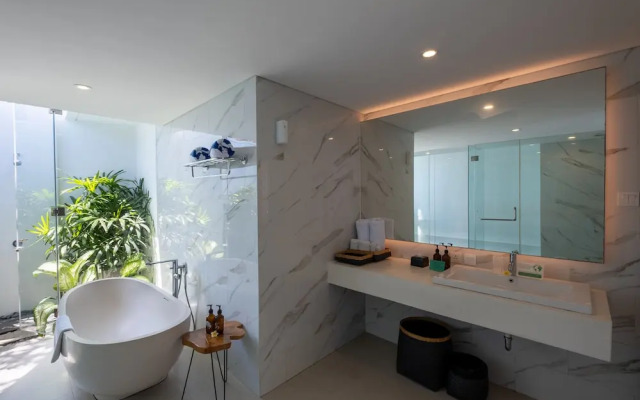 Alami Luxury Villa