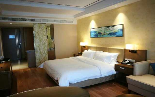 Heyuan Holiday Hotel