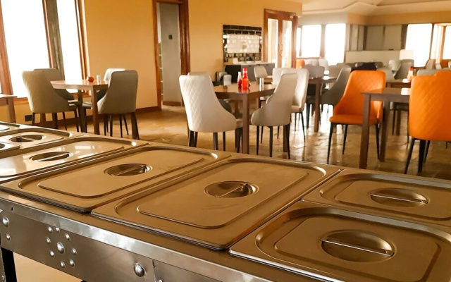 Lynson Africa Resort