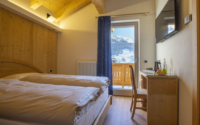 Hotel "La Suisse"