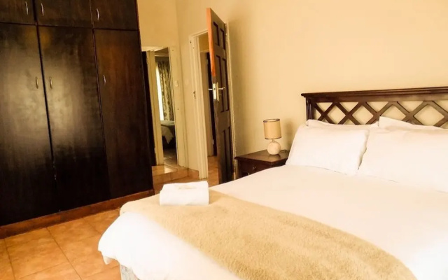 Mavuna Guest Lodge & Conference Centre