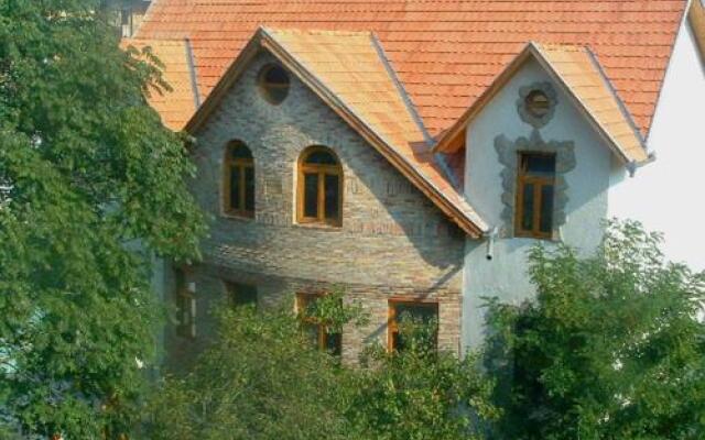 Отель Hungaria Guesthouse вид на фасад