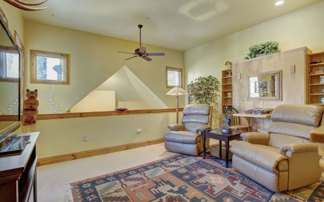 The Perfect Large Family 3 Bedroom Condo by RedAwning