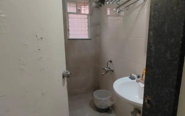 Fabhotel Ar Residency I